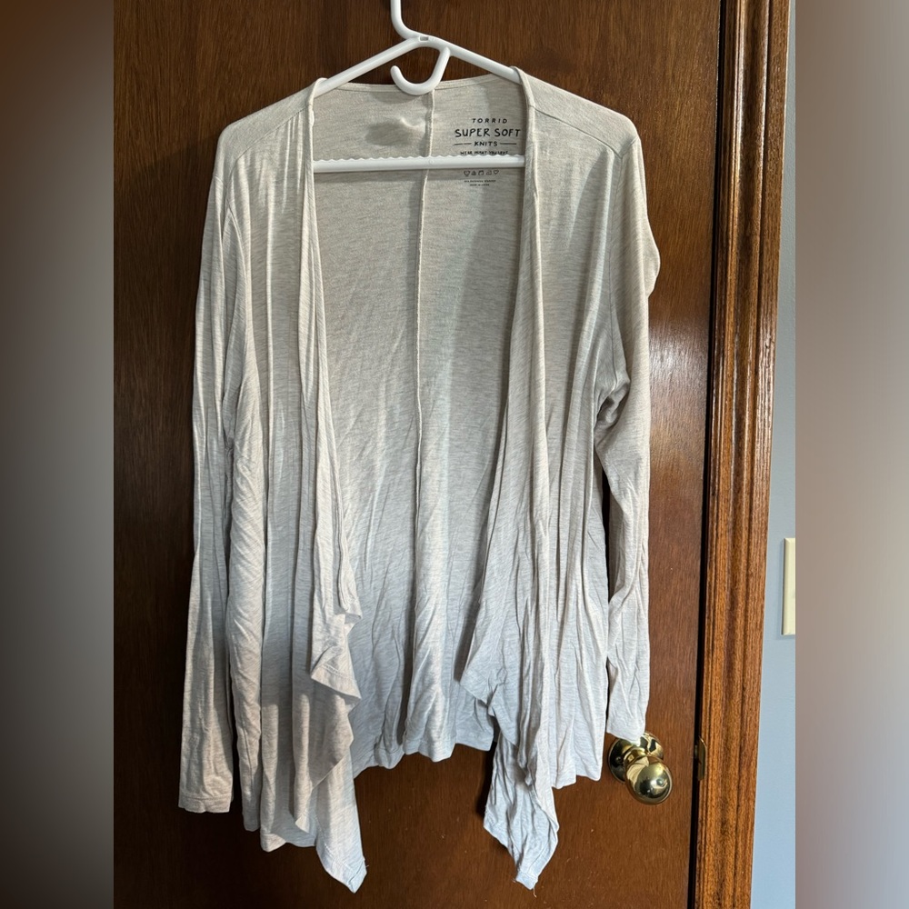 Torrid Off White Cardigan Size 1